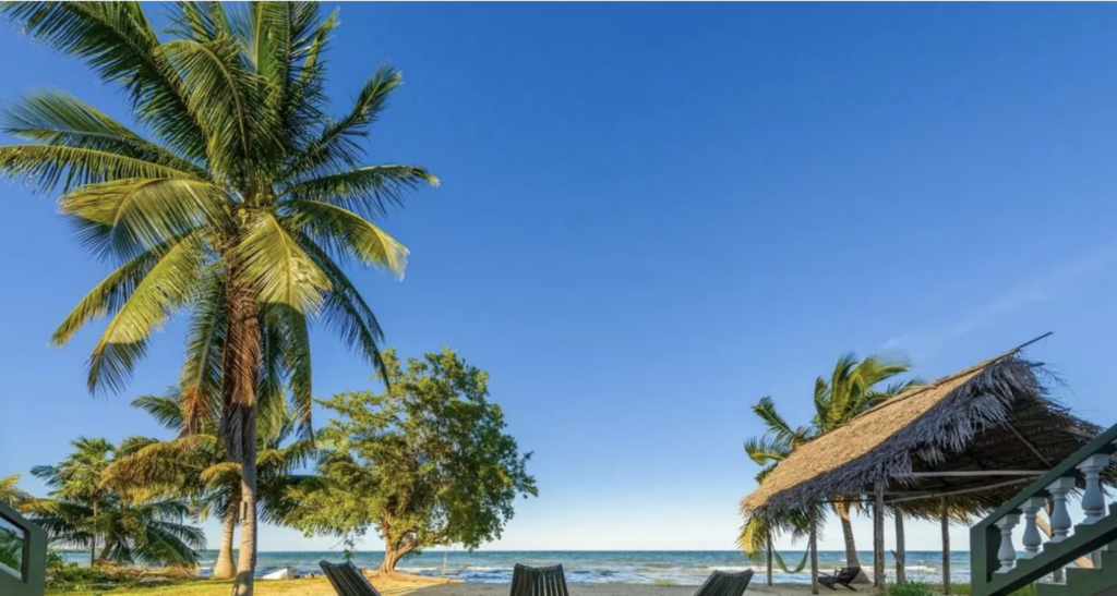 New Listing! Beautiful Beach House Stann, Creek Belize