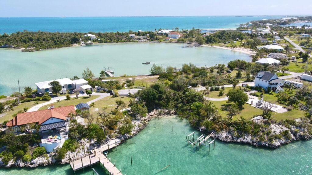 PELICAN SHORES ROAD